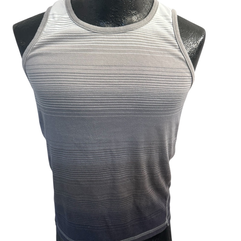 Micros Gray Athletic Tank Top with Gradient Design